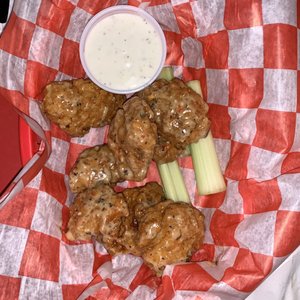 Paulie’s Pub & Eatery on Yelp