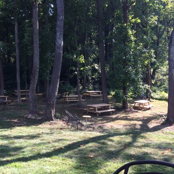 Arterra Wines - Wouldn't this be a lovely place to sit with your pooch and a glass of wine? Too bad. Not allowed :( we won't be coming back. - Wineries Near Me - Delaplane, Virginia