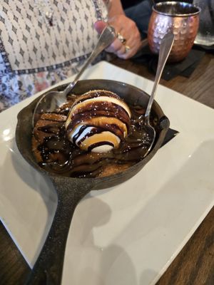 Maverick's | Kitchen • Drinks • Sports by null