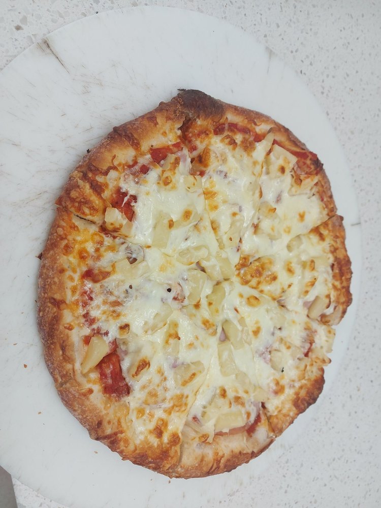 BELLA PIZZA Updated September 2024 22 Photos & 43 Reviews 4624