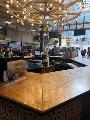 Mercado Barrio Antiguo by null