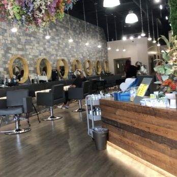 XO Hair Lab - Decor - Hair Salons Near Me - Chesapeake, Virginia