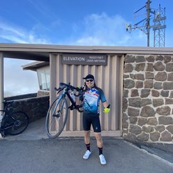 Maui Cyclery - Go Cycling Maui - Haleakala summit - 36 miles - 10023 feet ascend!