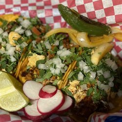 Mex To You - Chori pollo tacos