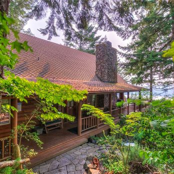 Timber Lodge - Vacation Rentals Near Me - Eastsound, Washington