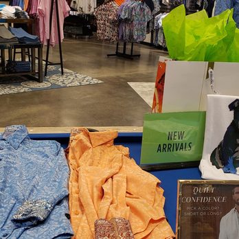 Robert Graham - Men's Clothing Near Me - Sunrise, Florida