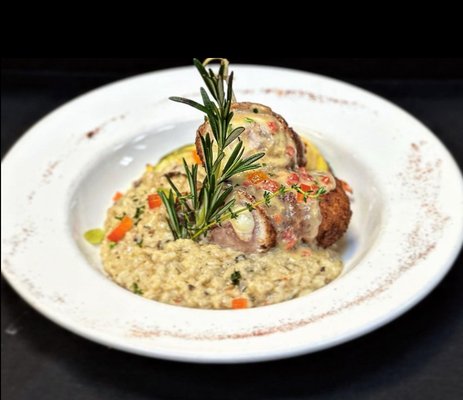 Leone's Ristorante & Pizzeria by null