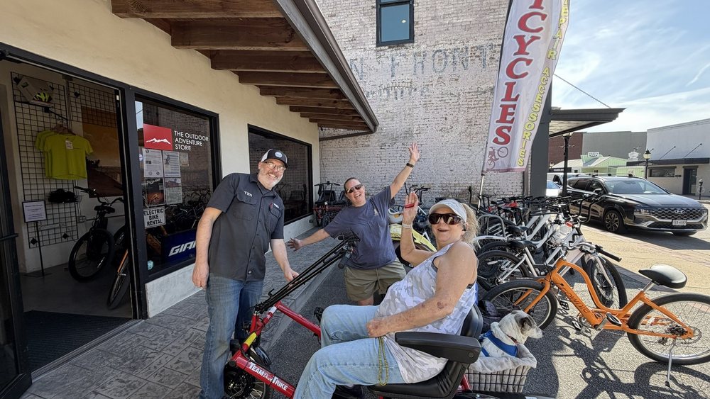 The Outdoor Adventure Store Logo