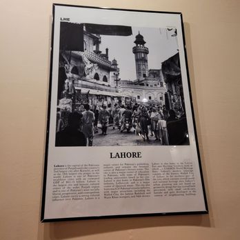 Kabab House - Very interesting art in our booth - Pakistani Near Me - Kirkland, Washington