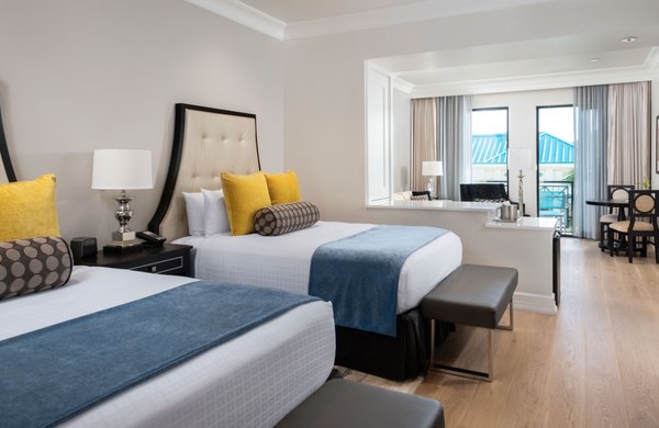 Inn on Fifth by null
