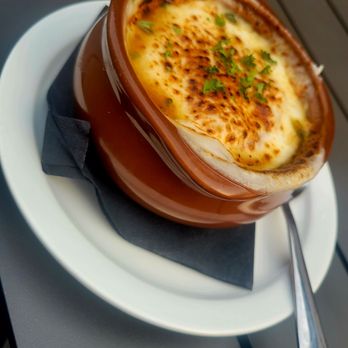 Brickhouse Brands - Frenxh Onion soup. - Burgers Near Me - Wyandotte, Michigan Brickhouse Brands - Frenxh Onion soup. - Burgers Near Me - Wyandotte, Michigan
