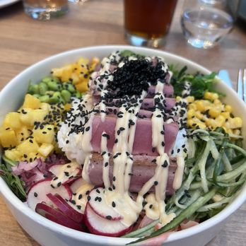 Hotel Mortagne - Poke Bowl at the restaurant was extremely good. - Hotels Near Me - Boucherville, Quebec Hotel Mortagne - Poke Bowl at the restaurant was extremely good. - Hotels Near Me - Boucherville, Quebec