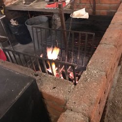 Cuatro Tierras - El Grill