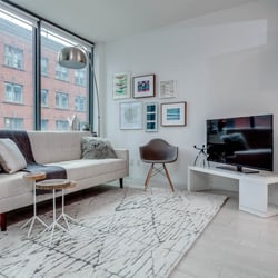 Justine Elise Interiors - Sold in less than a month for 95% of the asking price.