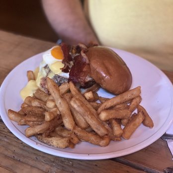 Rek'-Lis Brewing - Brunch burger w/ French fries - Brewpubs Near Me - Bethlehem, New Hampshire Rek'-Lis Brewing - Brunch burger w/ French fries - Brewpubs Near Me - Bethlehem, New Hampshire
