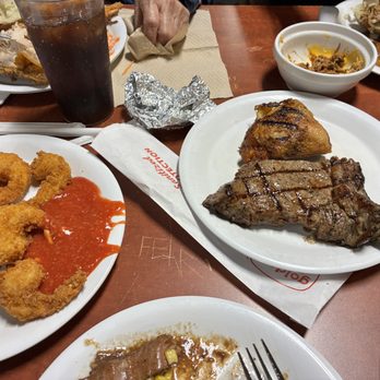Golden Corral Buffet & Grill - Fried shrimp/ Grilled steak/roasted chicken - Buffets Near Me - Downey, California