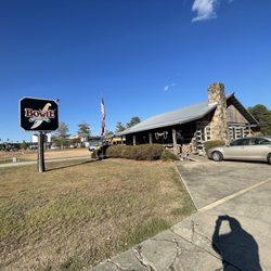 Bowie Barbeque - Comfort food place
