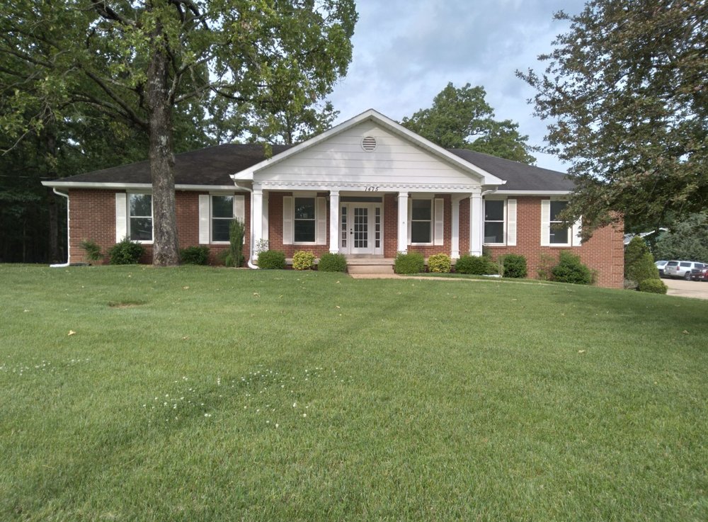 DIVINE FAMILY EYE CARE Updated September 2024 10 Photos 1475 N