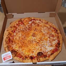 Rovente Pizzeria - Beaverton - X-Large 18in Formaggio Pizza