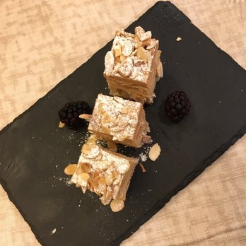 L'alqueria SCV - Russian cake. Yummy. Nutty taste - Restaurants Near Me - Girona, GI L'alqueria SCV - Russian cake. Yummy. Nutty taste - Restaurants Near Me - Girona, GI