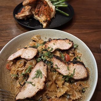 GRANVILLE - Spicy Half-Chicken Spicy Pasta - New American Near Me - Studio City, California GRANVILLE - Spicy Half-Chicken Spicy Pasta - New American Near Me - Studio City, California