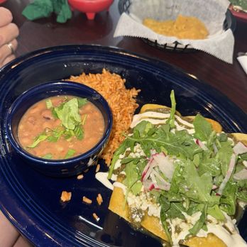 Helena's Mexican Restaurant - Three Enchiladas with green salsa - Mexican Near Me - Alexandria, Virginia