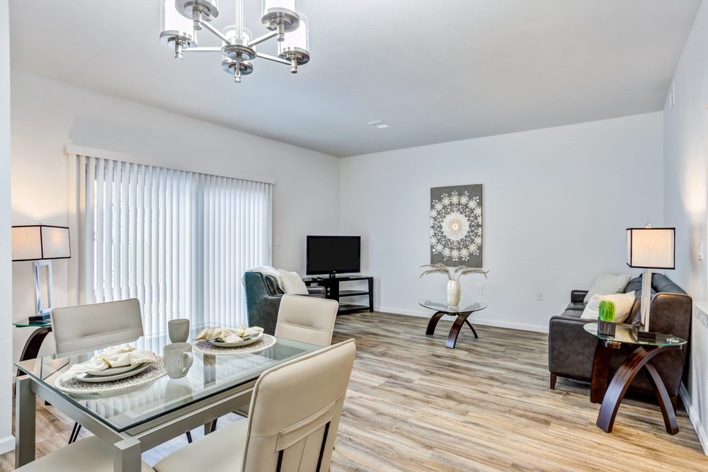 WOODLAND MEADOWS APARTMENTS Updated October 2024 34 Photos 35700