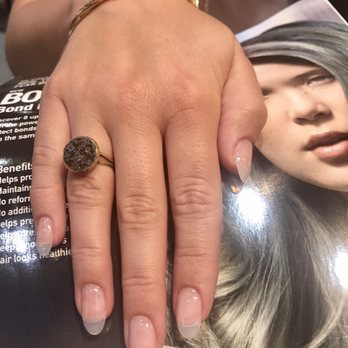 Bilancia Nail Spa - Nail Salons Near Me - Chicago, Illinois