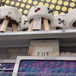 Five Below