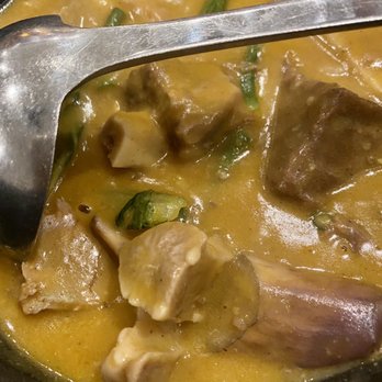 Avenida Restaurant - Beef Kare Kare - Filipino Near Me - San Mateo, California Avenida Restaurant - Beef Kare Kare - Filipino Near Me - San Mateo, California