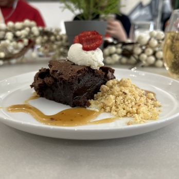 The Edible Story - Flourless chocolate cake - Caterers Near Me - Toronto, Ontario The Edible Story - Flourless chocolate cake - Caterers Near Me - Toronto, Ontario