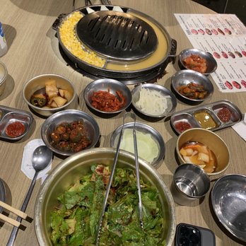Ari Korean BBQ - Table setting - Korean Near Me - Carrollton, Texas