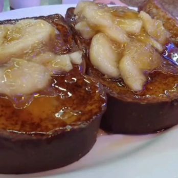 Oconee East Diner - Apple compote French toast - Diners Near Me - Islip, New York