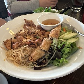 Green Leaf Bistro - Grilled Chicken Vermicelli ($21): waaaay better than the thin dry pork! - Vietnamese Near Me - Victoria, British Columbia Green Leaf Bistro - Grilled Chicken Vermicelli ($21): waaaay better than the thin dry pork! - Vietnamese Near Me - Victoria, British Columbia
