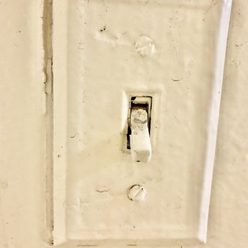 Prime Management Group - Laundry room walls during Covid 19 Pandemic NEVER cleaned. - Property Management Near Me - Whittier, California