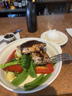 Ching's Table by null