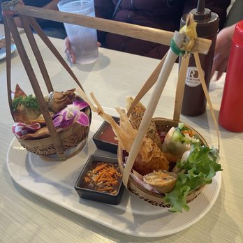 Remton - Signature Sampler - Vietnamese Near Me - Webster, Texas