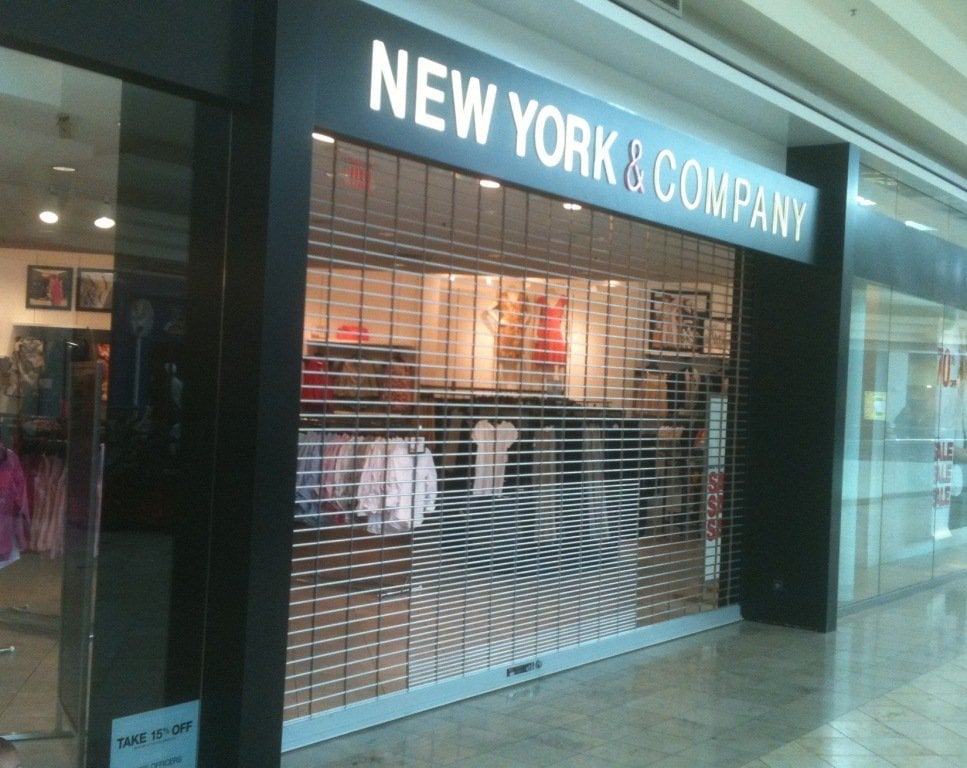 NEW YORK AND COMPANY CLOSED 278 Woodland Hills Mall, Tulsa