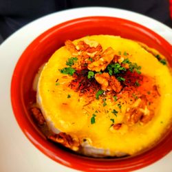 Baked Camembert with honey