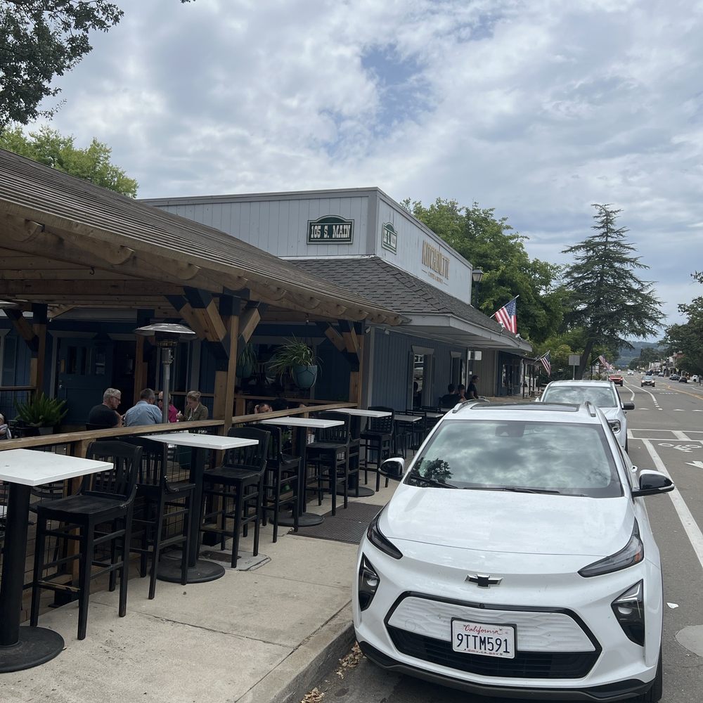 Kitchenette - Kitchenette! Great ambiance! - Breakfast & Brunch Near Me - Templeton, California Kitchenette - Kitchenette! Great ambiance! - Breakfast & Brunch Near Me - Templeton, California