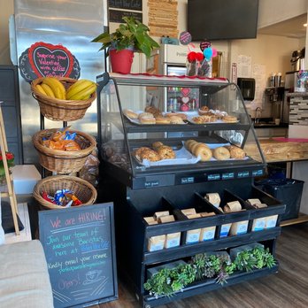 Perfect Pour Cafe - Cafes Near Me - Pacifica, California