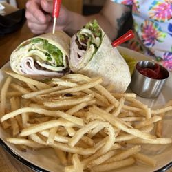 Tufted Puffin Lounge - Turkey wrap