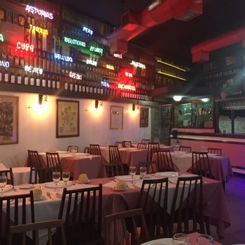 Felix - Seafood Near Me - Avellaneda, B