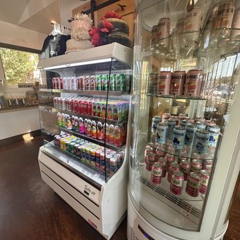 LA Bakery - Beverage case - Bakeries Near Me - Carson City, Nevada LA Bakery - Beverage case - Bakeries Near Me - Carson City, Nevada