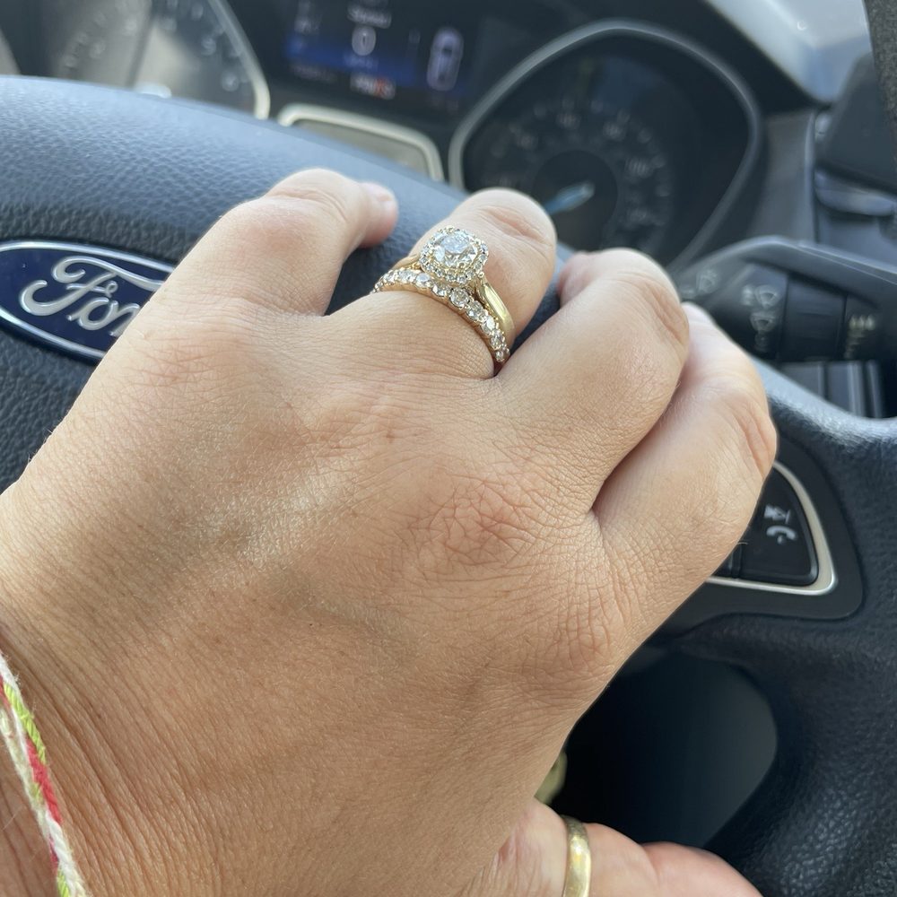 Jewelry by Luis Fer - Wedding set resized and ready to wear for another 23 years. - Jewelry Repair Near Me - Bradenton, Florida Jewelry by Luis Fer - Wedding set resized and ready to wear for another 23 years. - Jewelry Repair Near Me - Bradenton, Florida