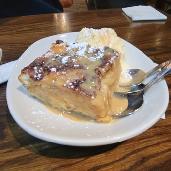 Bulldog Burger - Bread pudding - we were practically fighting each other for bites - Burgers Near Me - Tupelo, Mississippi