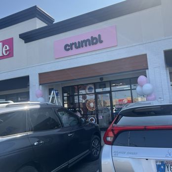 Crumbl - Southport - Store front - Bakeries Near Me - Indianapolis, Indiana Crumbl - Southport - Store front - Bakeries Near Me - Indianapolis, Indiana