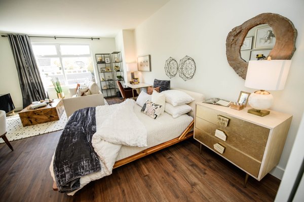 The George Besaw by null