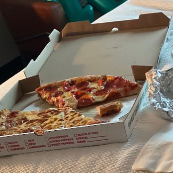 Dan's Pizza Wings 'N' Beer Deck - Pizza and salad - Bars Near Me - Kemah, Texas Dan's Pizza Wings 'N' Beer Deck - Pizza and salad - Bars Near Me - Kemah, Texas