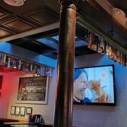 Chelsea Tavern - Lots of tap handles!